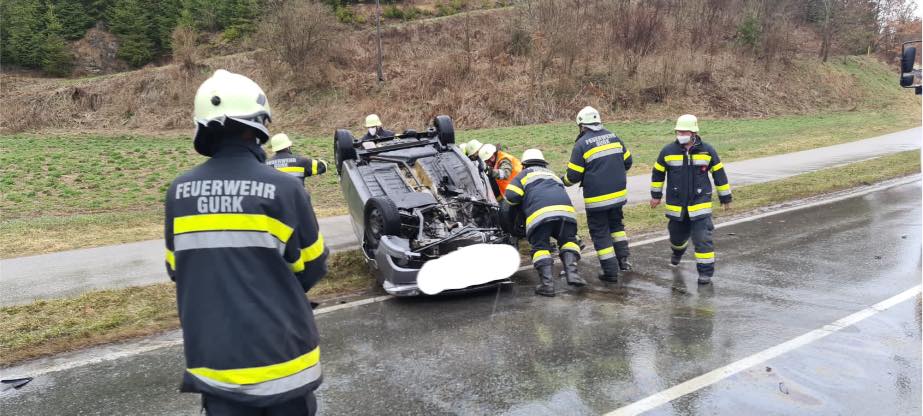 Mehr über den Artikel erfahren Verkehrsunfall